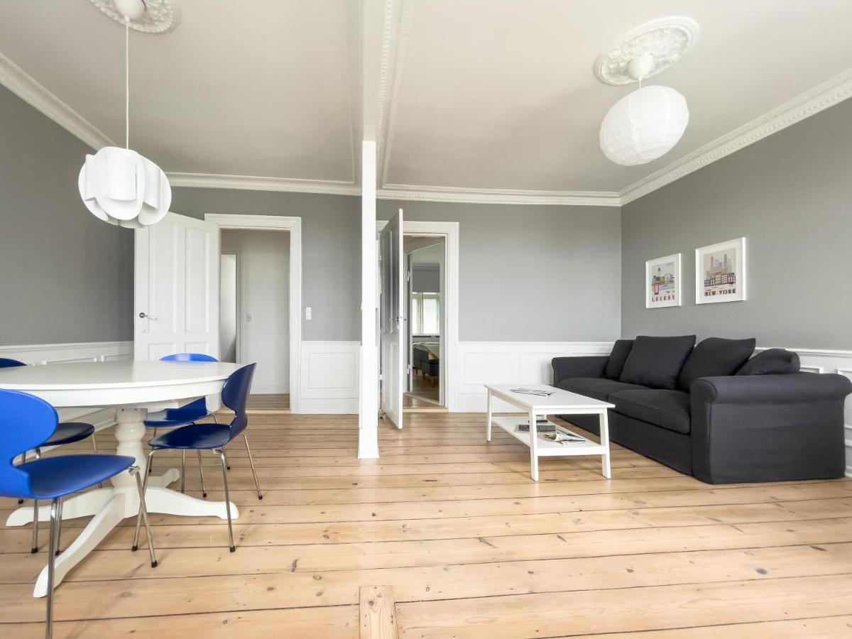 Stylish Classic Danish Design Apartment 哥本哈根 外观 照片